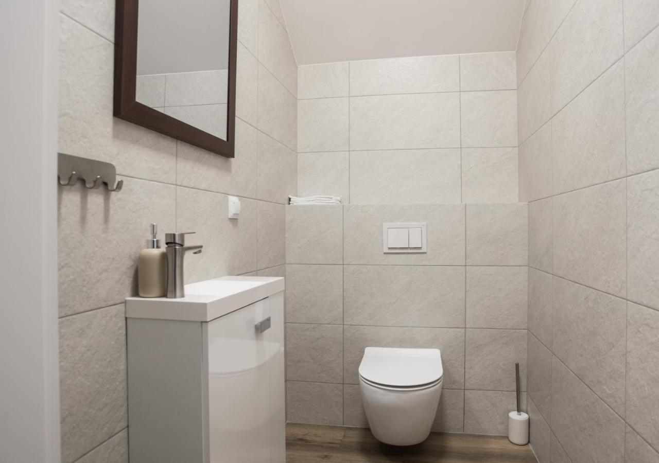 Aston -Domek Przy Lesie, Przestronny, Apartamenty Карпач Экстерьер фото